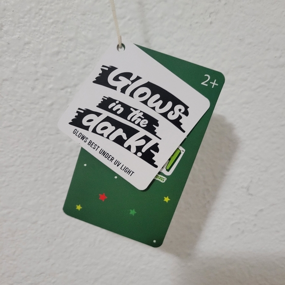 Loungefly Grinch Glow In The Dark Zip Around Wallet - Picture 7 of 7